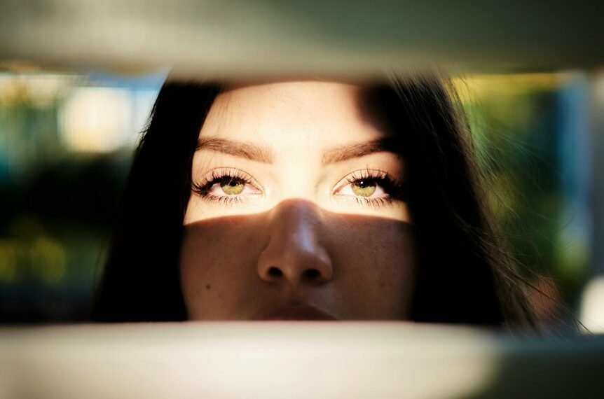 curious g94 profile features