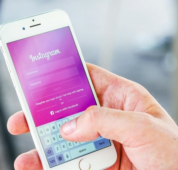 cyberbxtch888 s online identity